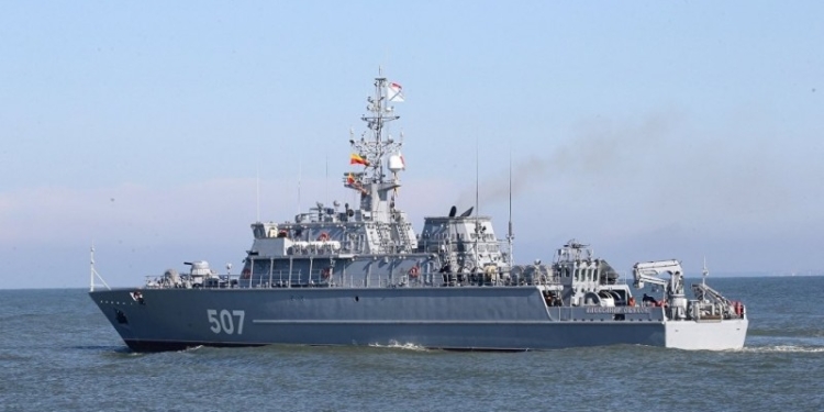 В Латвии заявили о появлении военного корабля РФ у своих границ