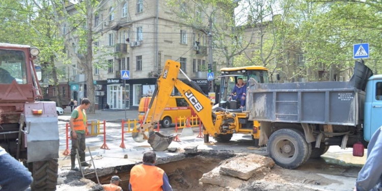 До 20.00 сегодня не будет воды в части центра Николаева – «Николаевводоканал» ликвидирует утечку