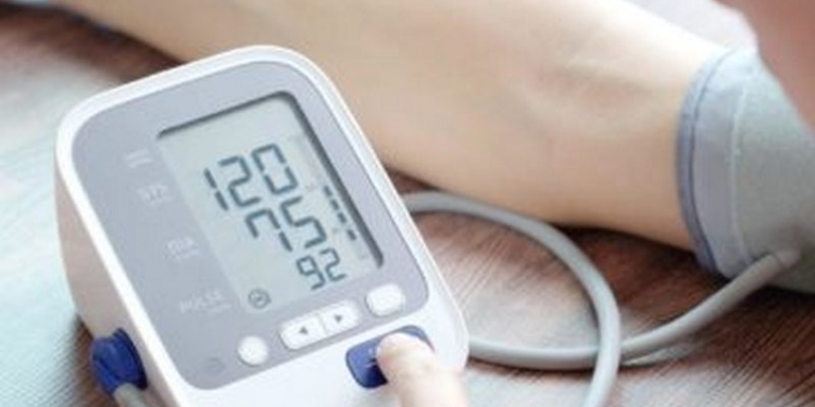 Ему надо было измерить давление и позвонить? В Кривом Роге у женщины со стрельбой украли мобильный телефон и тонометр