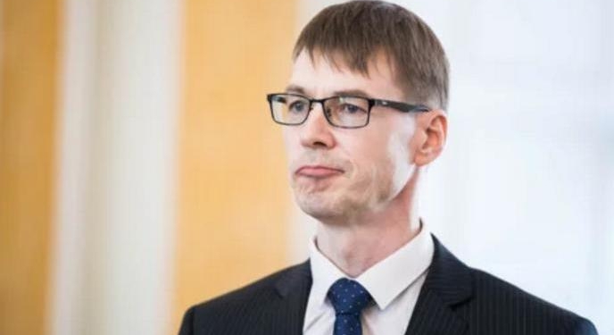 В Эстонии министр ушел в отставку после обвинений в домашнем насилии