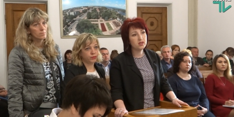 В Николаеве родители и учителя школы просят не закрывать школу №37, куда хотят «переселить» морской лицей (ВИДЕО)