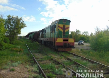 В Николаеве «накрыли» преступную группу, систематически сливавшую дизтопливо с тепловозов (ФОТО)