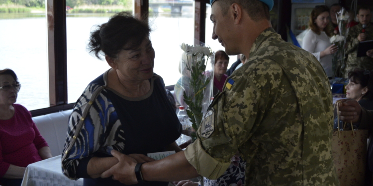 В Николаеве для мам погибших в АТО/ООС воинов устроили праздник в День матери (ФОТО)