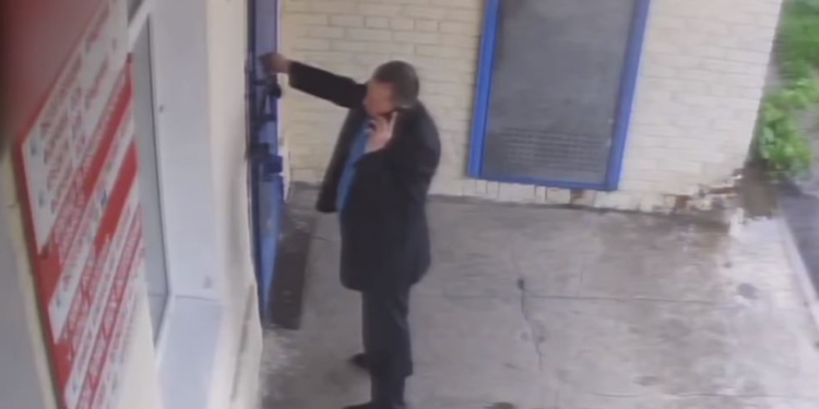 Директор отделения ПриватБанка похитил 1,4 млн.грн. – инсценировал ограбление (ВИДЕО)