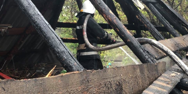 За минувшие сутки спасатели Николаевщины дважды тушили пожары в частном секторе (ФОТО)