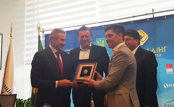 Николаевца Квашу торжественно отправили на “спортивную пенсию”