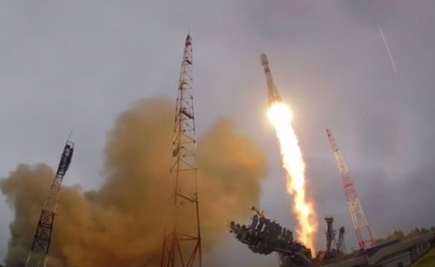 В РФ при запуске в ракету Союз попала молния