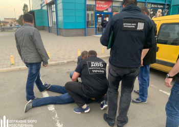 На Николаевщине задержали следователя Нацполиции, который обещал за 26 тысяч «решить» вопрос гражданки (ФОТО)