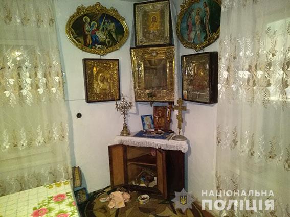 На Николаевщине поймали вора, укравшего из храма в Первомайске старинные церковные книги (ФОТО) 5