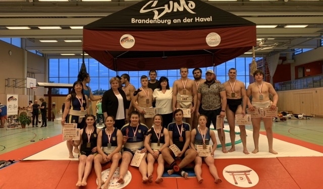 Спортсменка из Южноукраинска заняла первое место на международном турнире по сумо (ФОТО)