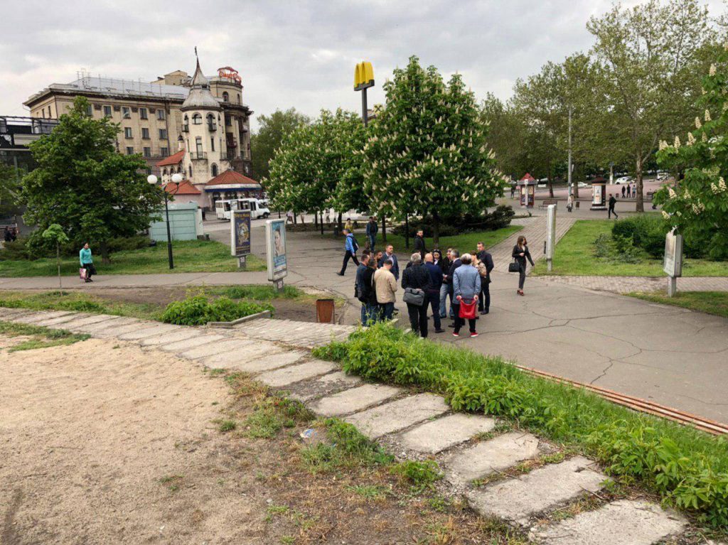 Убрать все лишнее и установить ночную подсветку. Сенкевич поручил заняться сквером у памятника кораблестроителям (ФОТО) 8