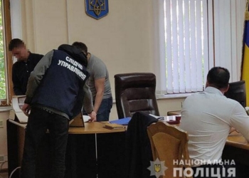 Взяточничество в Николаевском областном и городском центрах занятости – вышестоящие «доили» своих (ФОТО)