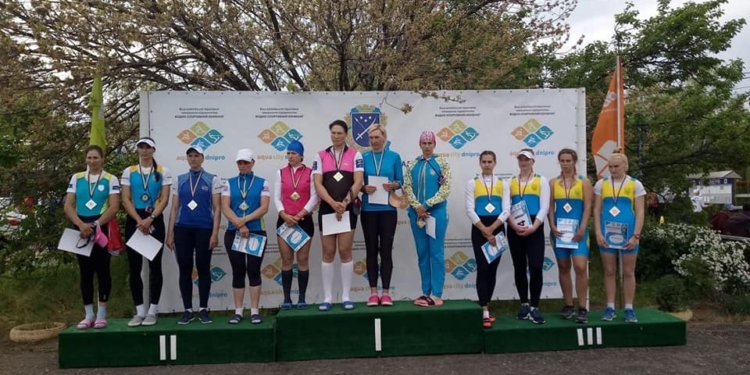 Мощное начало сезона: у николаевских гребцов 17 золотых наград на всеукраинских соревнованиях (ФОТО)