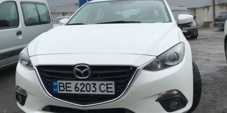 Николаевцев просят помочь найти угнанную «Мазду» белого цвета (ФОТО)