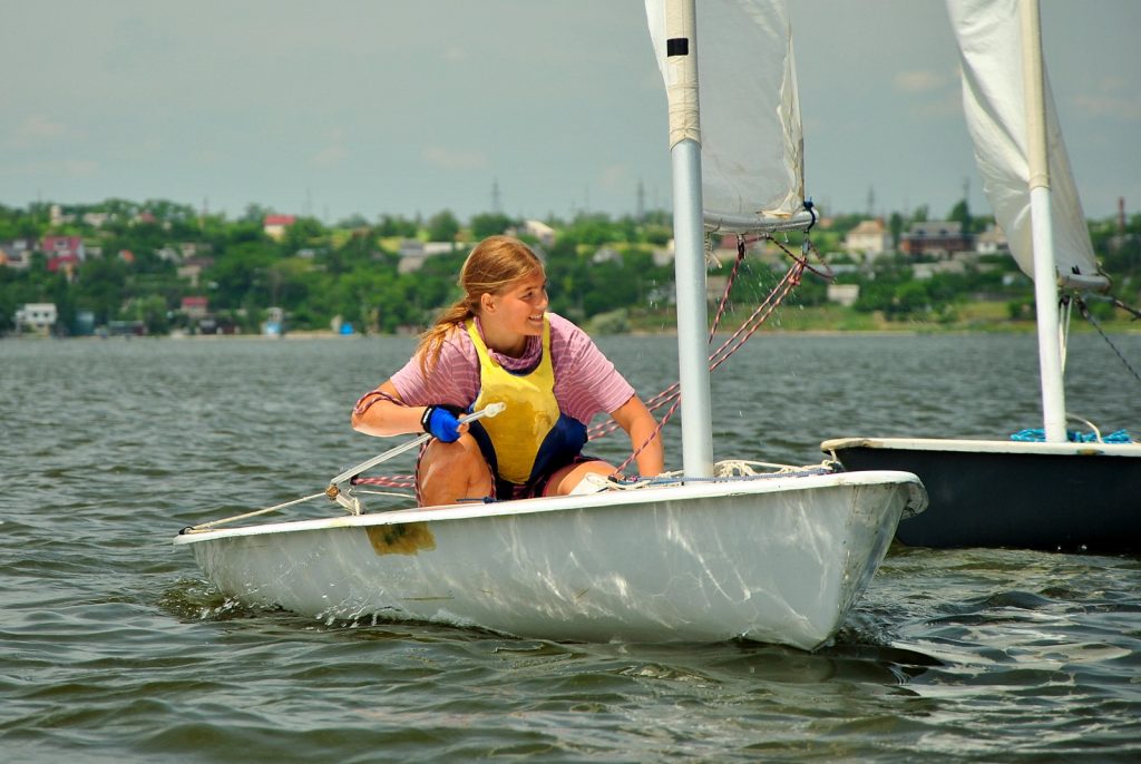 В Николаевском яхт-клуб проходят юношеские соревнования по парусному спорту (ФОТО, ВИДЕО) 1
