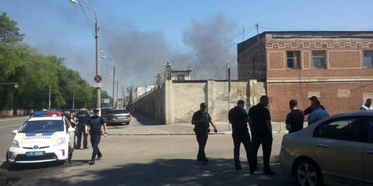 В Одесской колонии бунт заключенных (ФОТО и ВИДЕО)