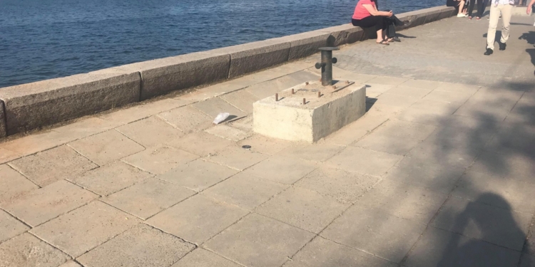 В Николаеве ликвидировали провал на Нижней набережной (ФОТО)