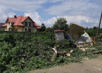 Смерч разрушил более 100 домов в Польше (ФОТО, ВИДЕО)