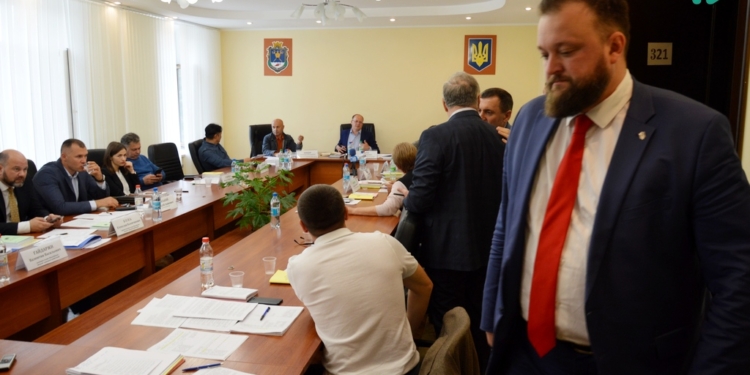 «За это с работы гнать надо, а не умничать», – депутат Демченко обвинила руководство Николаевской ОГА в неспособности освоить субвенции (ВИДЕО)