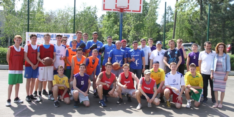 Streetball Euro Cup: в Николаеве сразились за звание самой сильной школьной команды по уличному баскетболу (ФОТО)