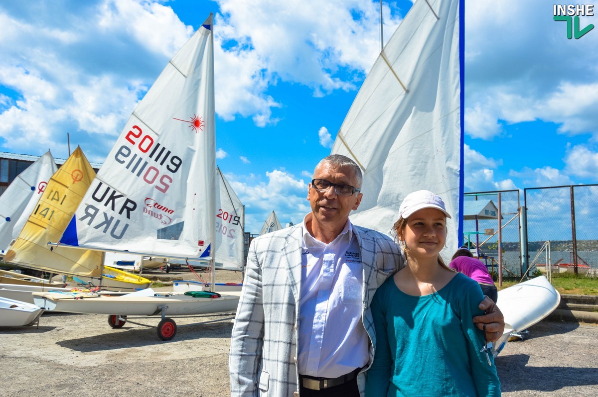 Праздник для всех, кто любит паруса. В Николаеве открыли 132-й спортивный парусный сезон