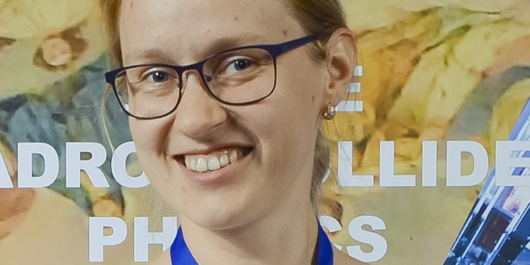 Украинская ученая получила престижную премию за вклад в развитие физики