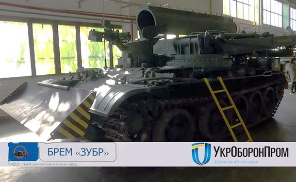 В Украине презентовали бронемашину «Зубр» (ВИДЕО)