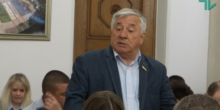 «Я не хочу, чтобы детский сад строили, как травматологию»: Дюмин потребовал от исполкома выделить до 3 млн.грн. на проектные работы по детскому саду №15 (ВИДЕО)