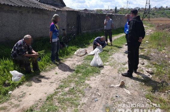 Нерест: на Николаевщине задержали четырех браконьеров со 180 карасями