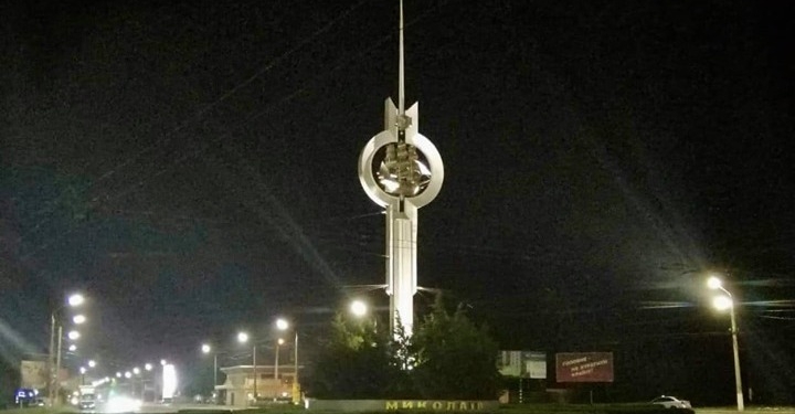 В Николаеве три кольцевых развязки теперь освещены LED-светильниками (ФОТО)