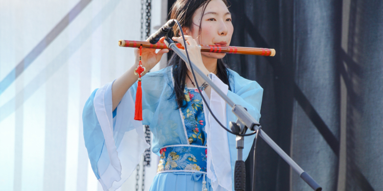 «Чтобы жизнь стала красочней»: фестиваль с китайским акцентом открылся на «8 Причале» в Николаеве (ФОТО, ВИДЕО)