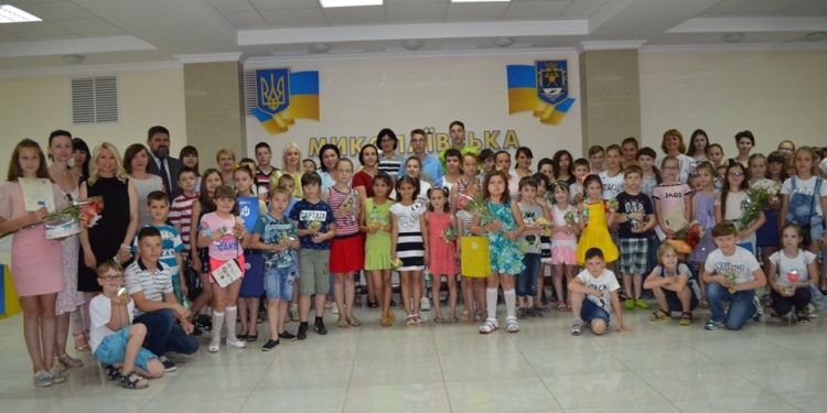 В Николаеве наградили участников детского украино-словенского проекта «Путешествие по Украине» (ФОТО, ВИДЕО)