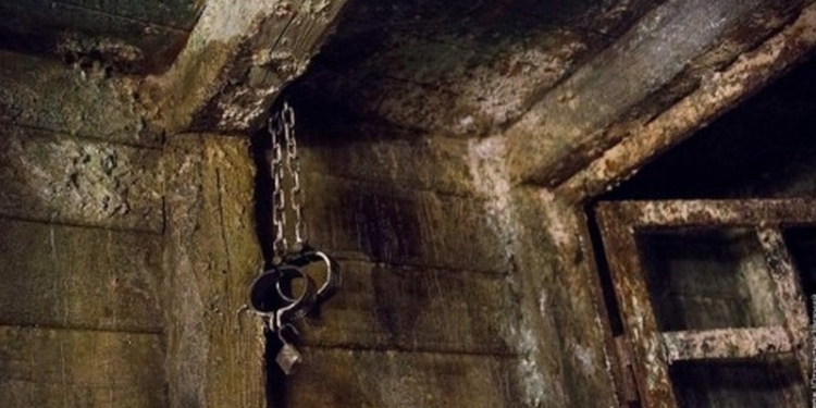 Ужас. В Аргентине мужчина держал свою супругу в заточении в течение 19 лет
