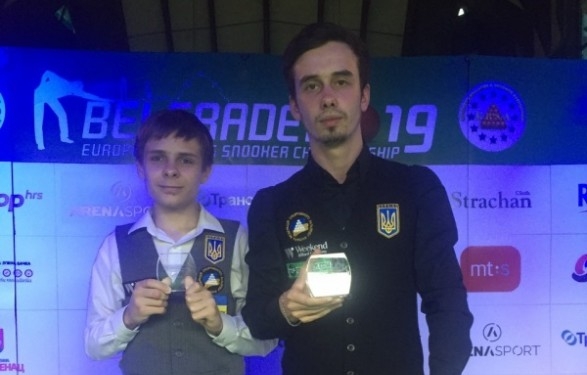 Украинцы завоевали первую в истории медаль по снукеру