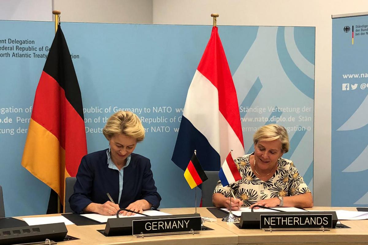 В Европе договорились о создании первого в истории “военного интернета”