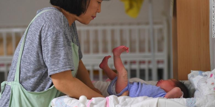 В Южной Корее пытаются изменить систему подсчета возраста. Сейчас все корейцы официально старше, чем на самом деле