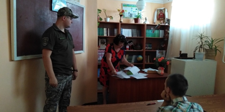 ВНО для одного: в Николаевском СИЗО заключенный хочет стать абитуриентом (ФОТО)