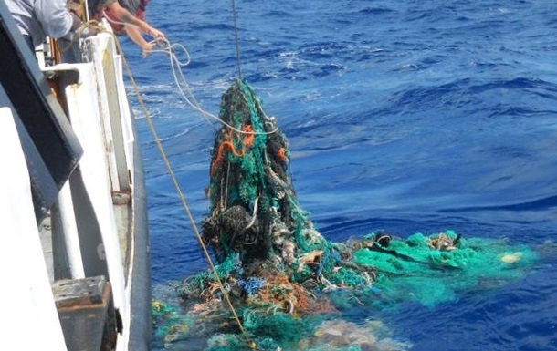 В Тихий океан запустили "ловушку" для мусора 1