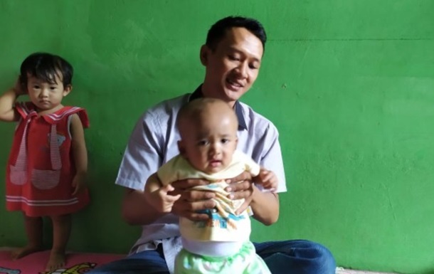 В Индонезии родители назвали сына Гуглом 1