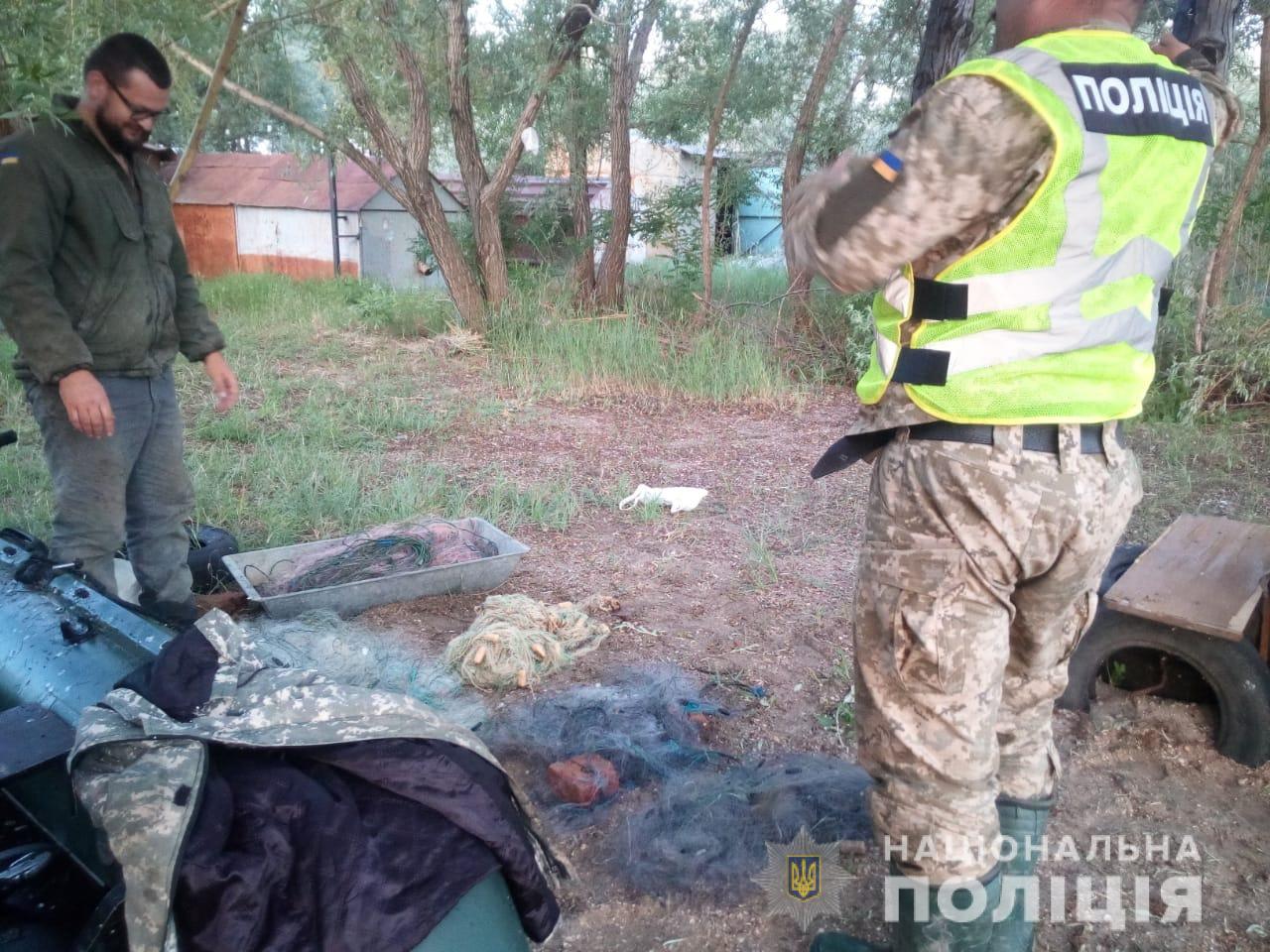 Полиция и Госэкоинспекция протралили реки и лиман у трех населенных пунктов Николаевщины – «добыты» и браконьерские сети, и водные биоресурсы (ФОТО)