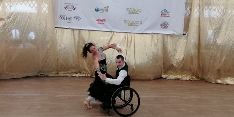 Они танцуют! Николаевские инваспортсмены выступили на фестивалях искусств (ФОТО)