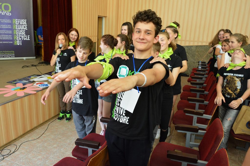 Школьники из трех областей Украины овладели плогингом и играли в форум-театр в эко-лагере «School Recycling Camp 2019» под Николаевом (ФОТО) 9