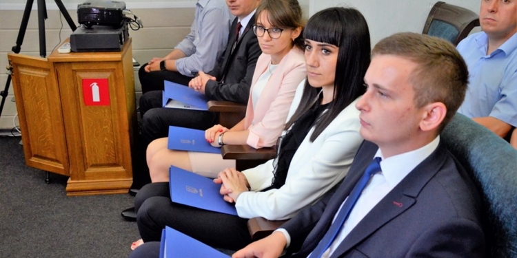 На Николаевщине 4 молодых прокурора присягнули на верность украинскому народу (ФОТО)