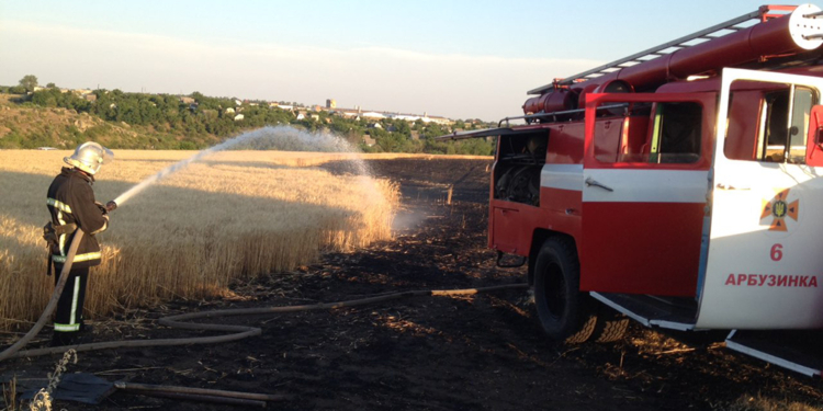На Николаевщине за прошедшие сутки сгорело 33,5 га – как пшеницы на корню, так и сухостоя (ФОТО)
