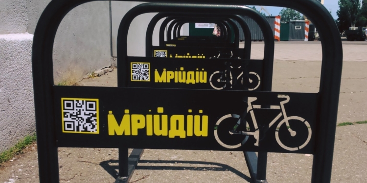 Активисты призывают предпринимателей финансировать установку велопарковок в Николаеве