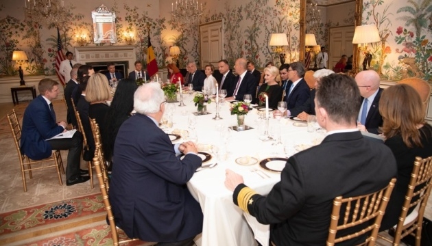 Зеленский в Брюсселе поужинал с зятем Трампа (ФОТО)