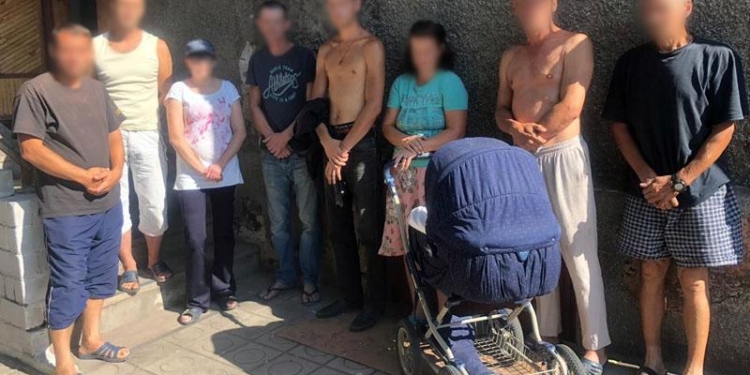 В Украине гражданин РФ держал в трудовом рабстве 100 человек