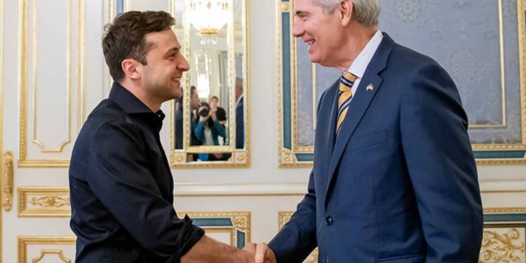 Американский сенатор прокомментировал встречу с Зеленским