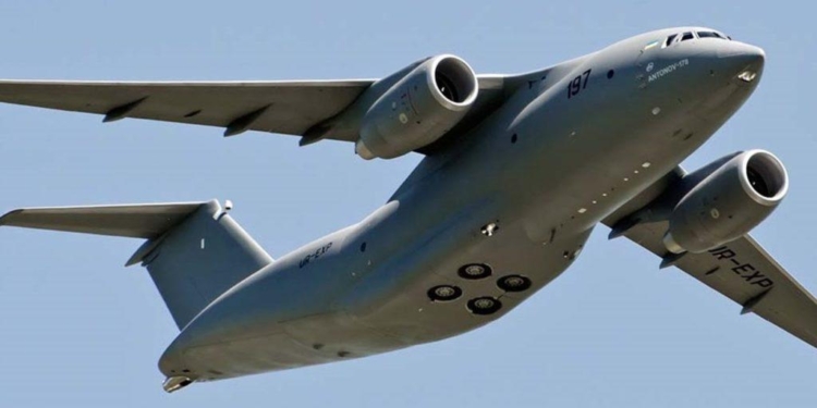 Аваков презентовал контракт на закупку 13-ти АН-178 (ФОТО)