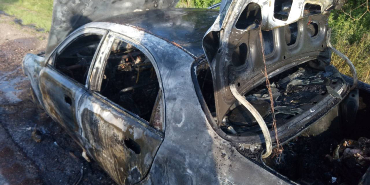 На Николаевщине спасателям снова пришлось тушить автомобили и ликвидировать пожар на АЗС (ФОТО)